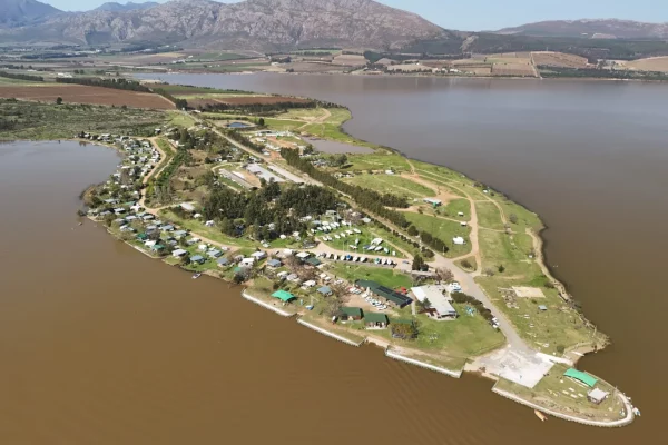 Theewater Sports Club